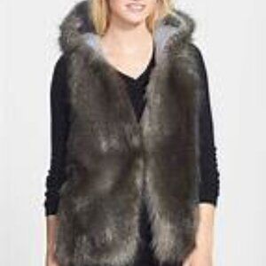 Jessica Simpson Faux Fur Grey Vest with hood Size M